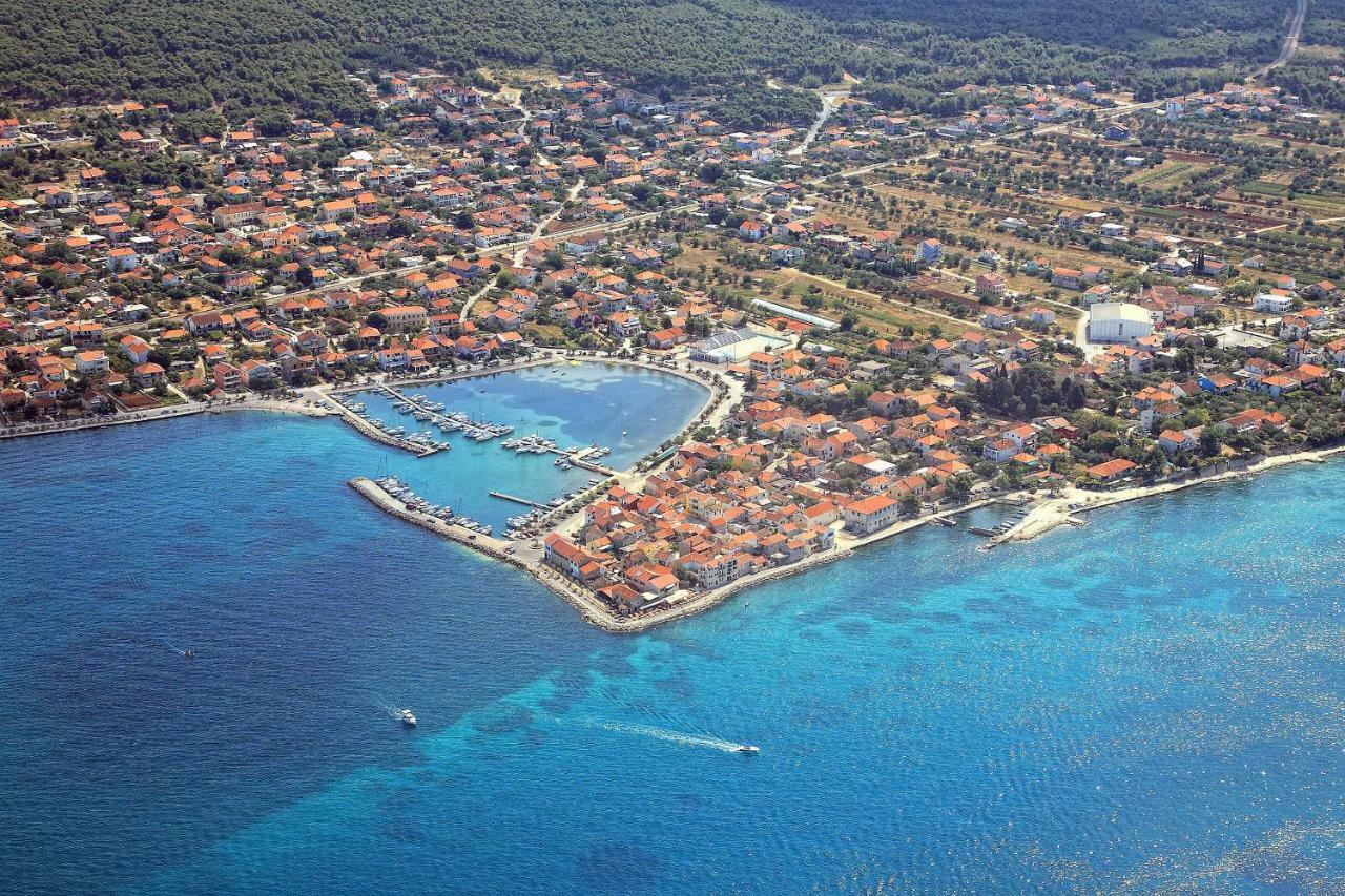 Apartments Ana Бибинє Екстер'єр фото