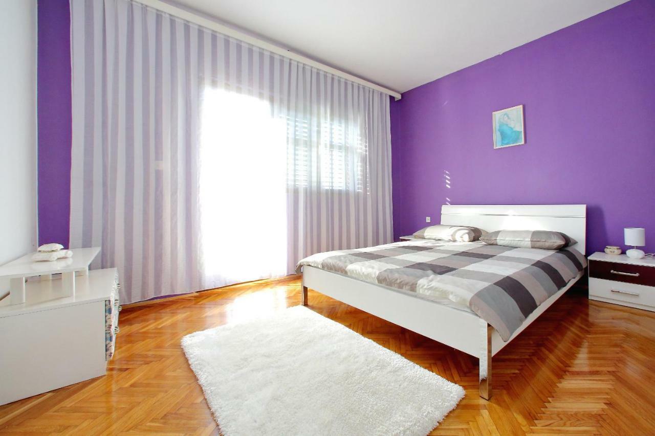 Apartments Ana Бибинє Екстер'єр фото